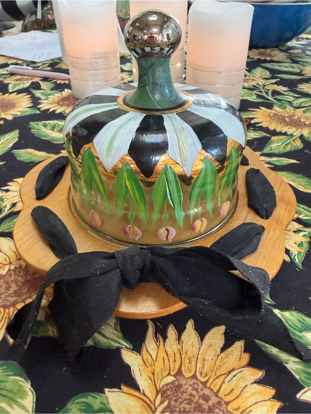 Mackenzie Childs. Hand-Painted cheese server 8.5”